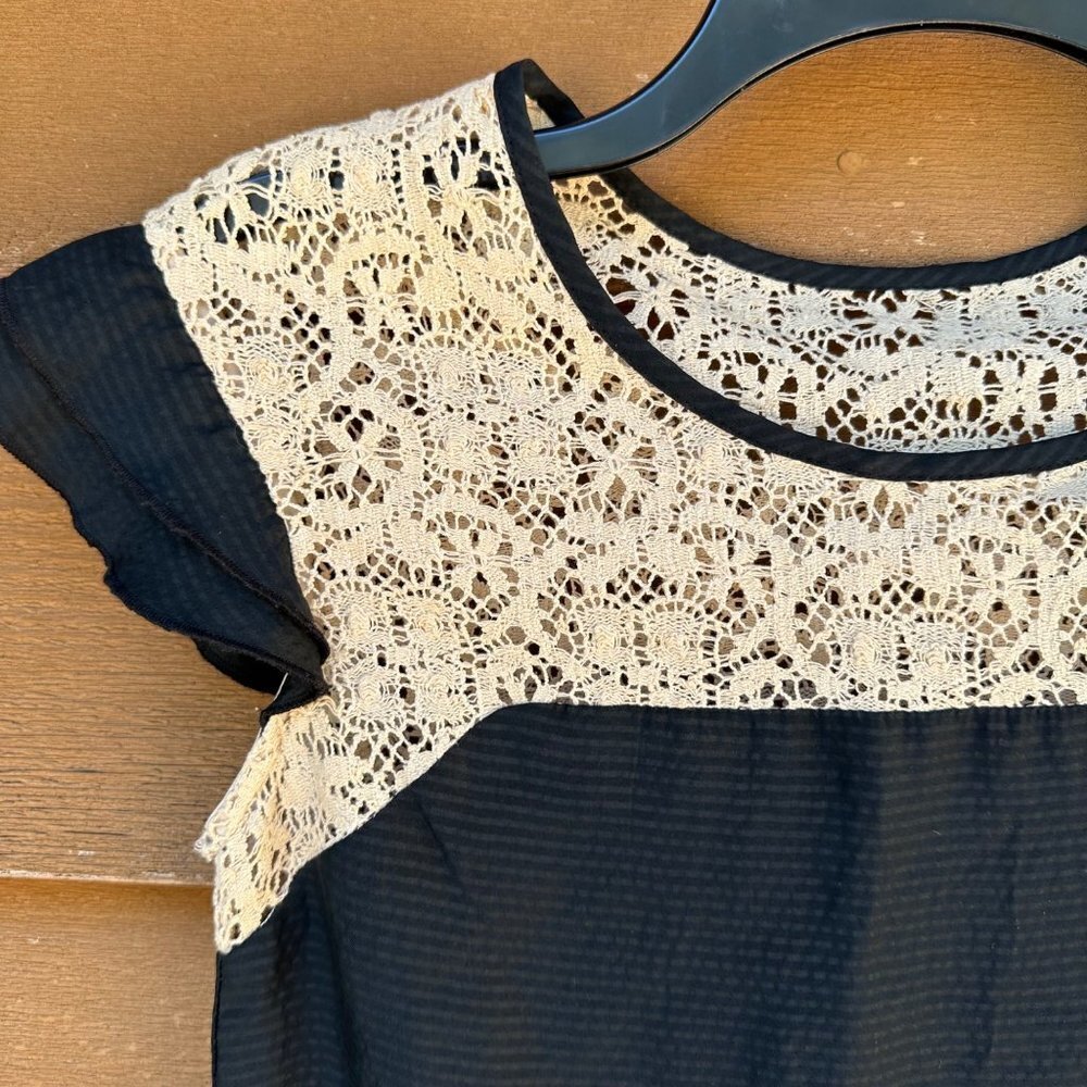 Corey Lynn Calter Black Silk Lace Top Women’s Shirt Size 0 - Picture 4 of 10